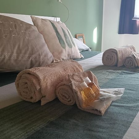 Al Vicolo Uno Hotel Montemagno  Kültér fotó