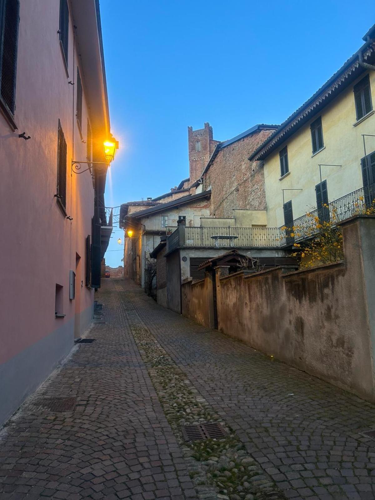 Al Vicolo Uno Hotel Montemagno  Kültér fotó