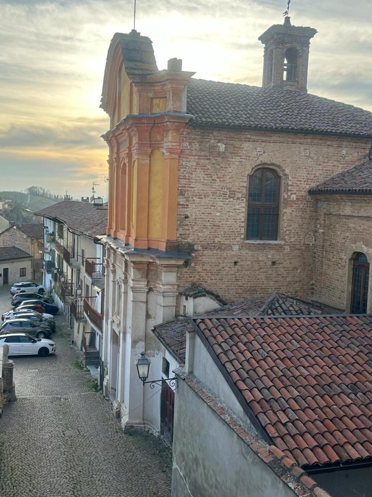 Al Vicolo Uno Hotel Montemagno  Kültér fotó